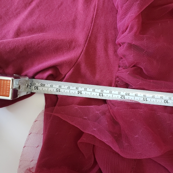 Ontwelfth Ruffle Sleeve Top - Picture 5 of 9